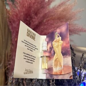 NEW Gaultier Divine by Jean Paul Gaultier Eau de Parfum sample